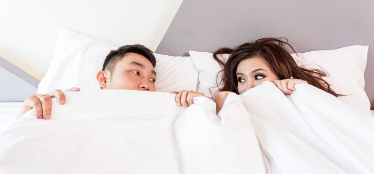 Auch Männer zeigen Gefühle – sie schnarchen! Auch Männer zeigen Gefühle – sie schnarchen!