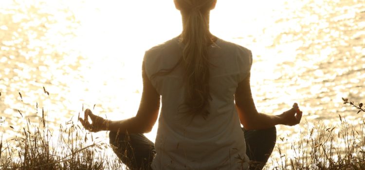 Lichtmeditation stärkt den energetischen Schutz Deiner Zellen!